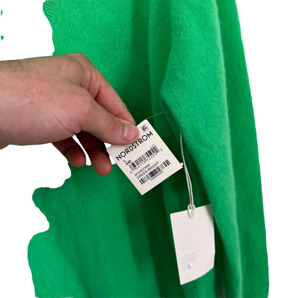 NWT Nordstrom 100% Cashmere Essential V-Neck Pullover Sweater Women's L Green - Picture 9 of 9